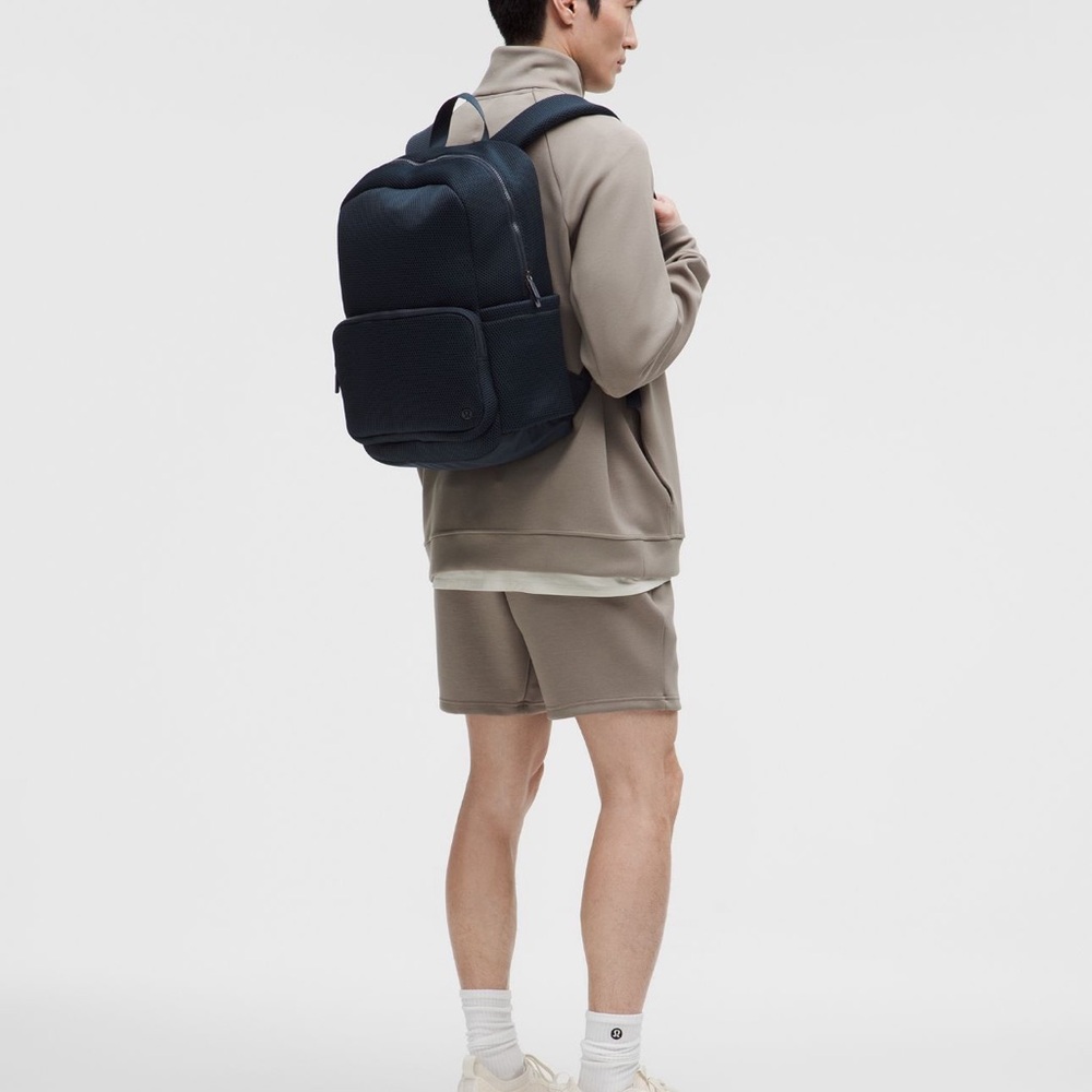 lululemon athletica Mesh Backpack - Picture 4 of 6